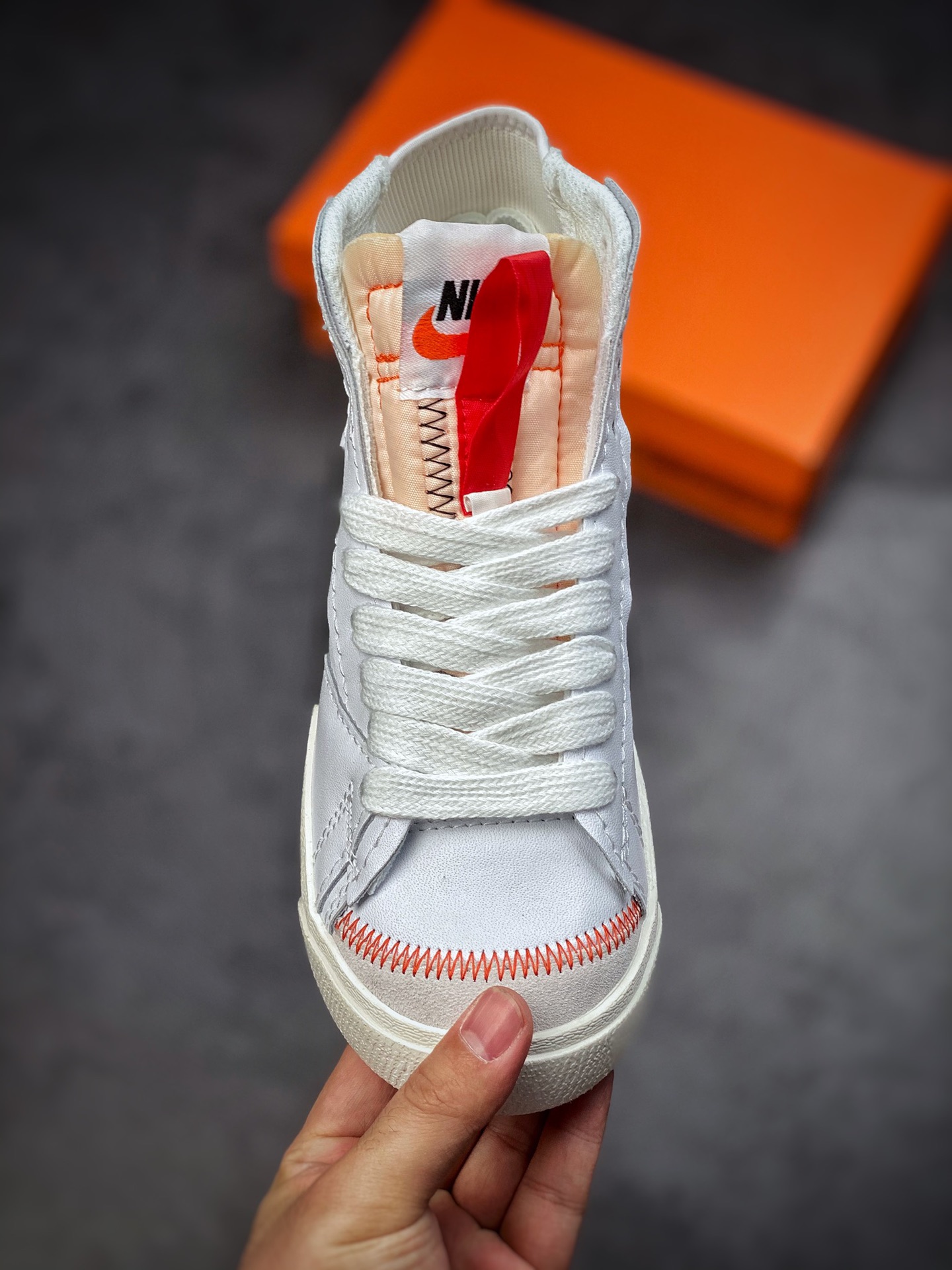 160 Nike Blazer Mid’77 Jumbo 白灰黑 BQ4808-600