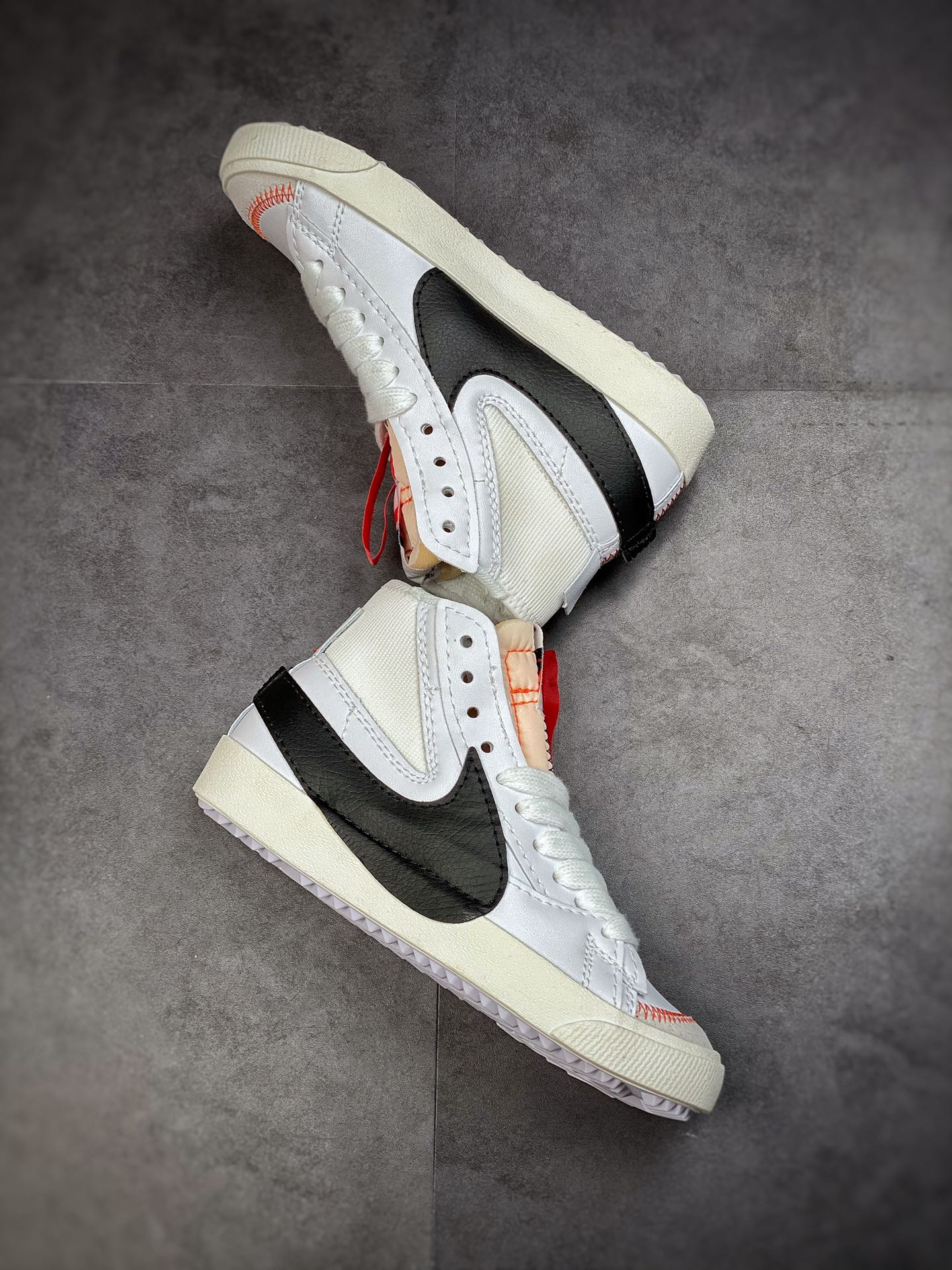 160 Nike Blazer Mid’77 Jumbo 白灰黑 BQ4808-600