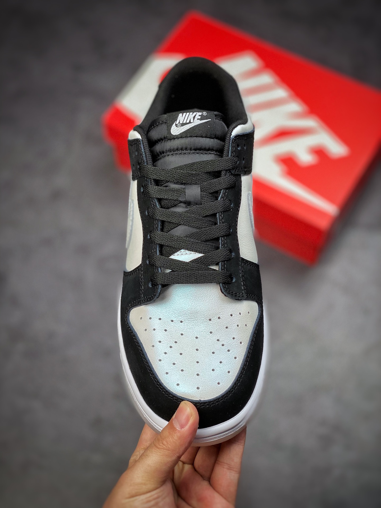 320 Nike Dunk Low ”White/Black” 钻石熊猫 DO7412-985