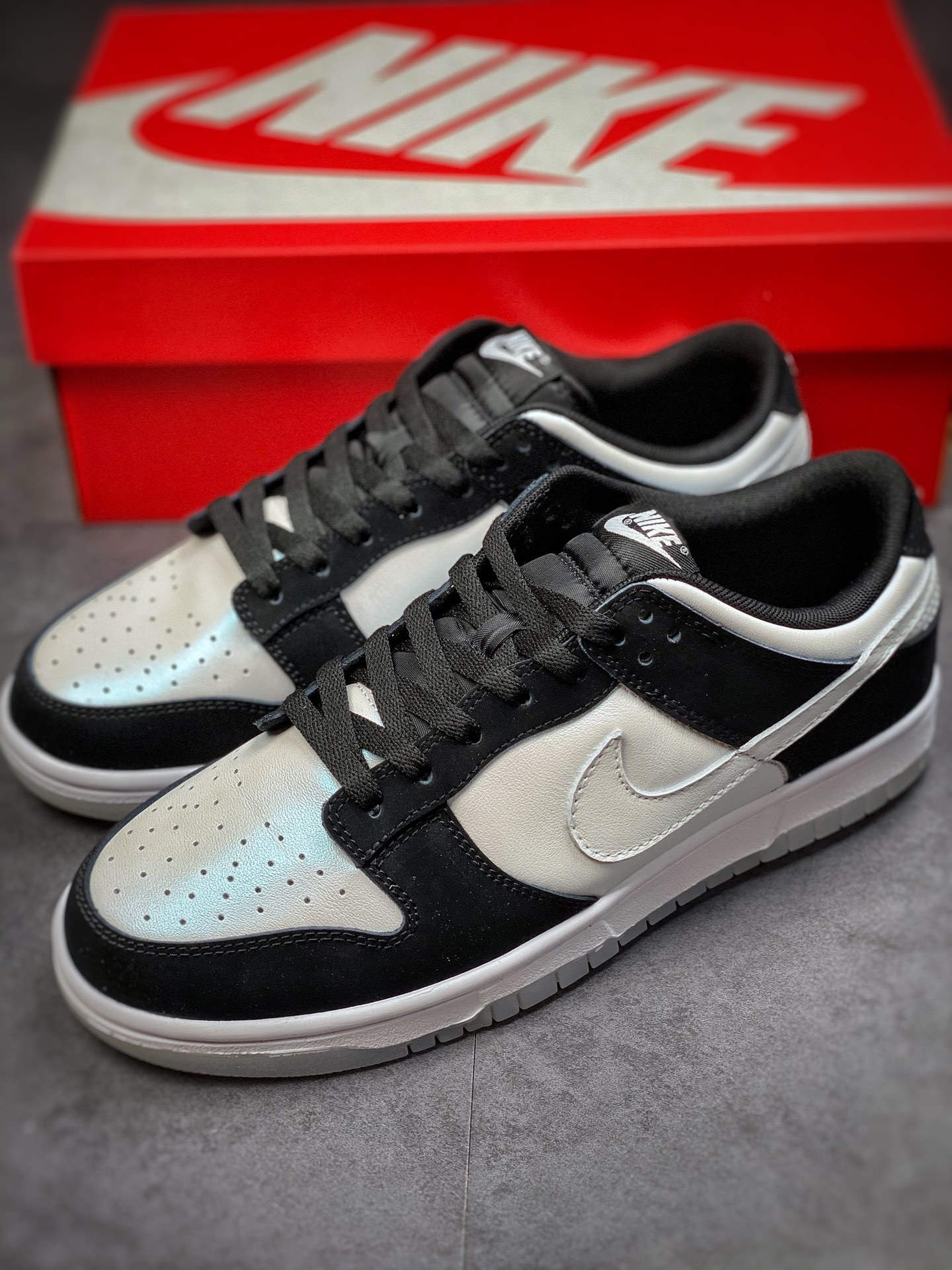 320 Nike Dunk Low ”White/Black” 钻石熊猫 DO7412-985