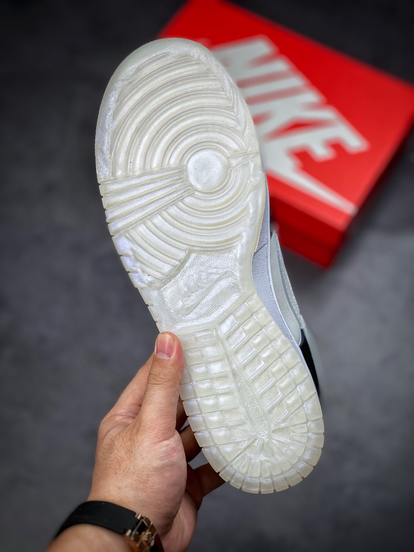 320 Nike Dunk Low ”White/Black” 钻石熊猫 DO7412-985