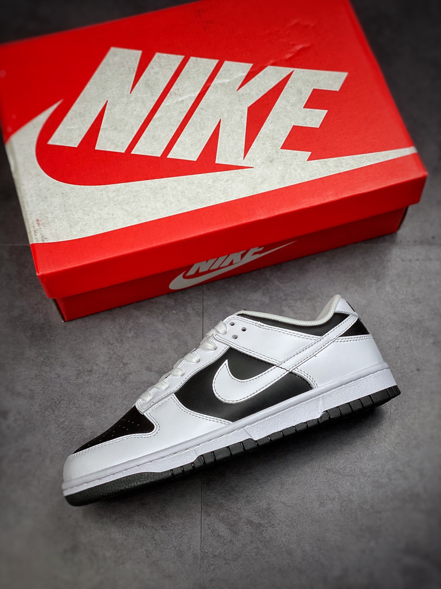 320 Nike Dunk Low ”White/Black” 反转白黑熊猫 DO7412-993