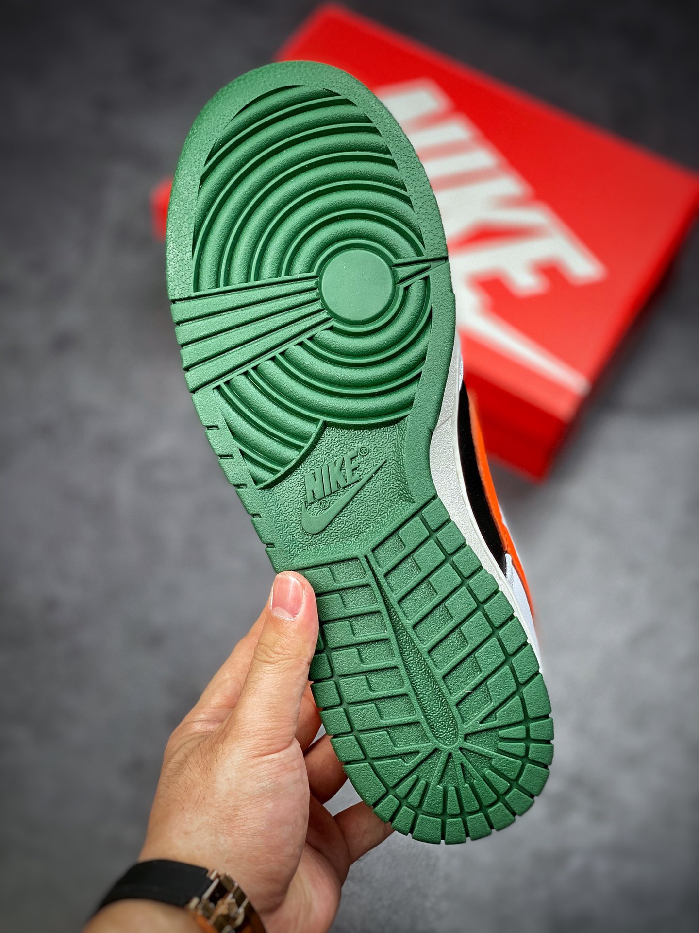 320 Nike Dunk Low ”White/Black/Green” 白黑绿 DO7412-997