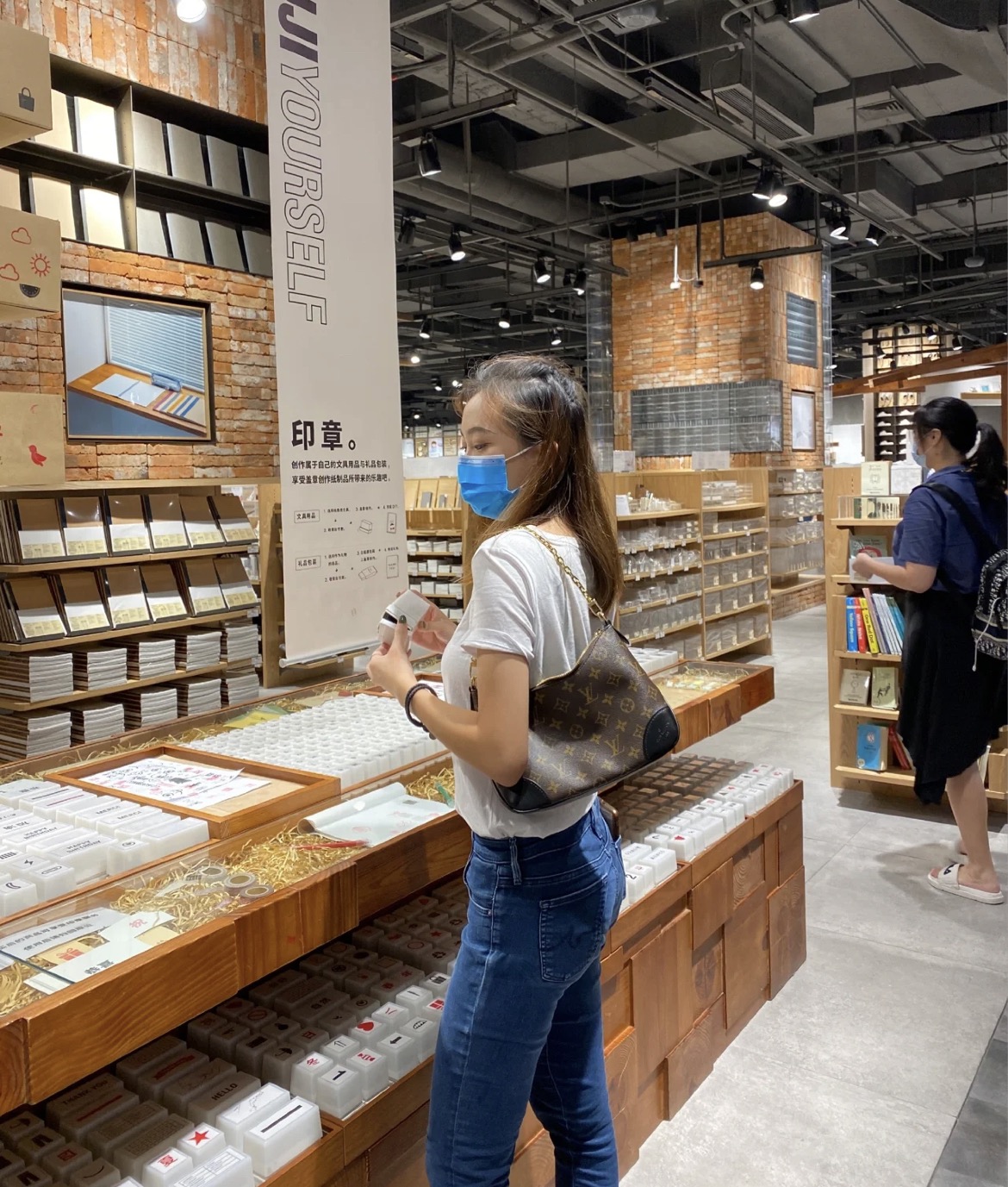 _dvE9sZFmfiq8n28AfxxwlwDResTiXNZbBsmsoLw