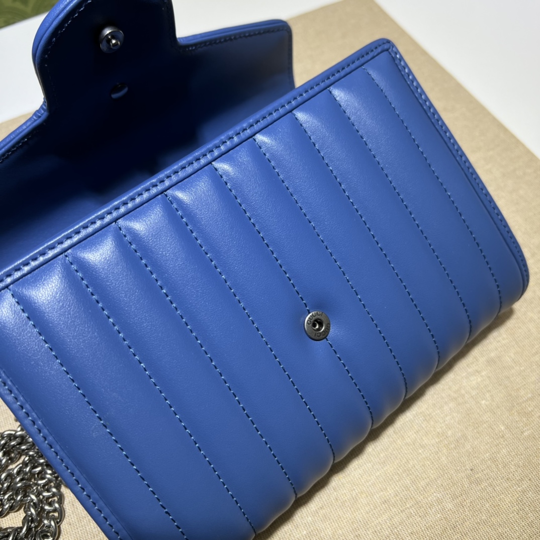 GUCCI古驰GG Marmont系列绗缝迷你手袋474575