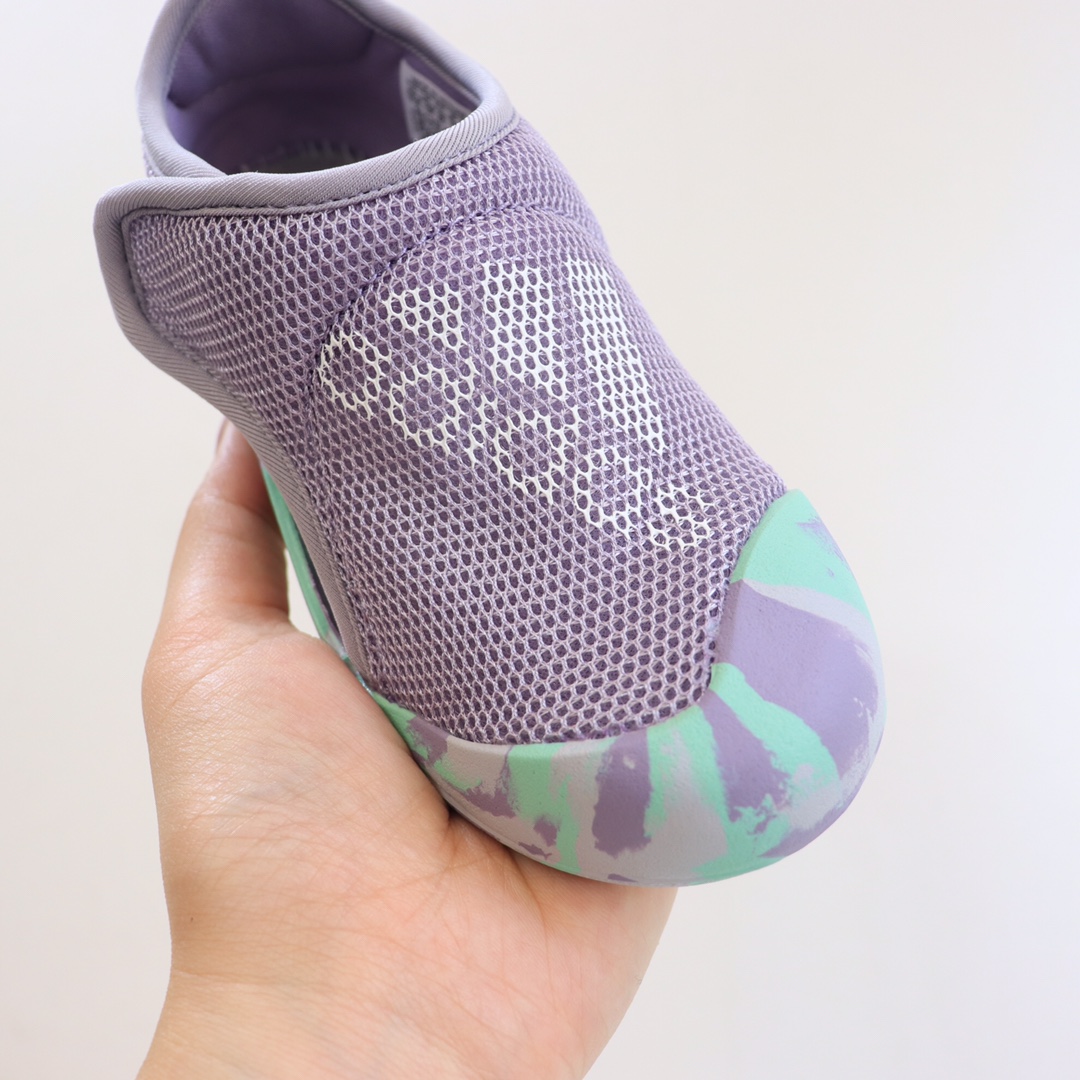 图片[7]-AD3.0包头网面凉鞋‼️ AD儿童包头凉鞋 新款，每年的爆款！实在太经典好穿！采用柔韧透气网面，搭配耐磨橡胶鞋底，新升级的质量，比往年更上一个档次✅ 泡棉缓震鞋垫更加轻盈舒适，脚感柔软！与脚底贴合度很好，不会打滑！-选品中心