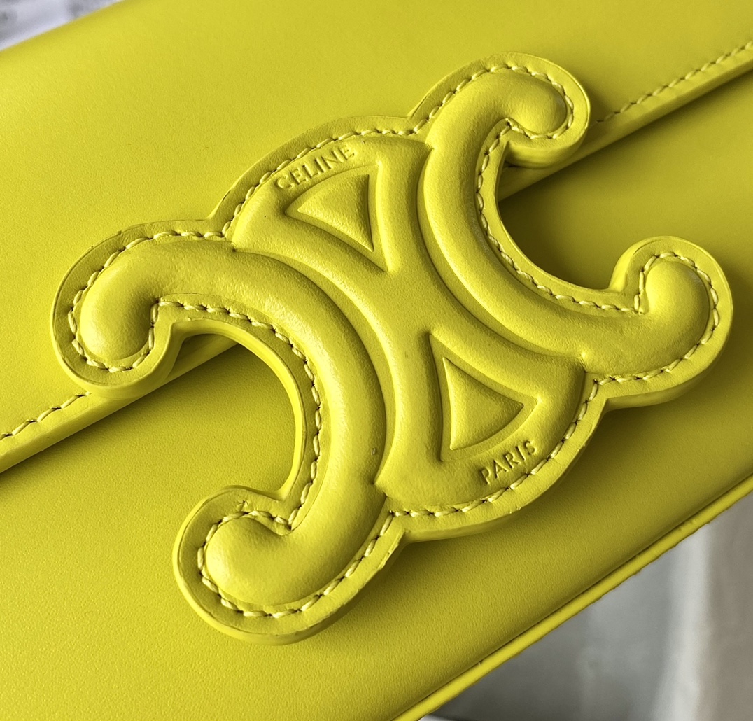 CELINE赛琳CUIR TRIOMPHE 凯旋门链条肩背包199242