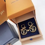 Shop the Best High Quality
 Louis Vuitton Jewelry Earring Yellow CNC Process Brass Spring Collection Vintage