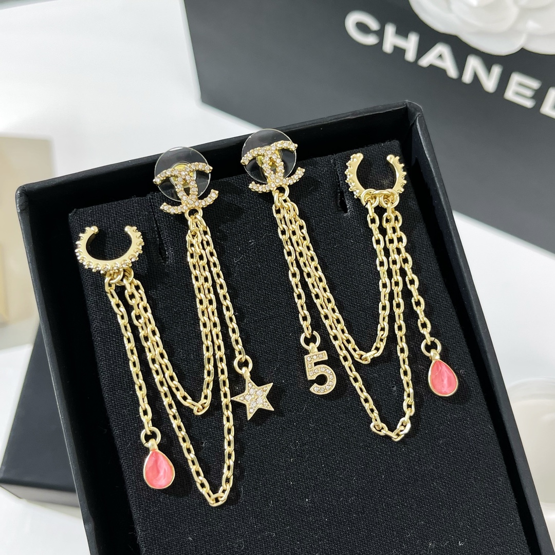 新款☑️CHANEL香奈儿流苏5字星星耳钉耳夹
