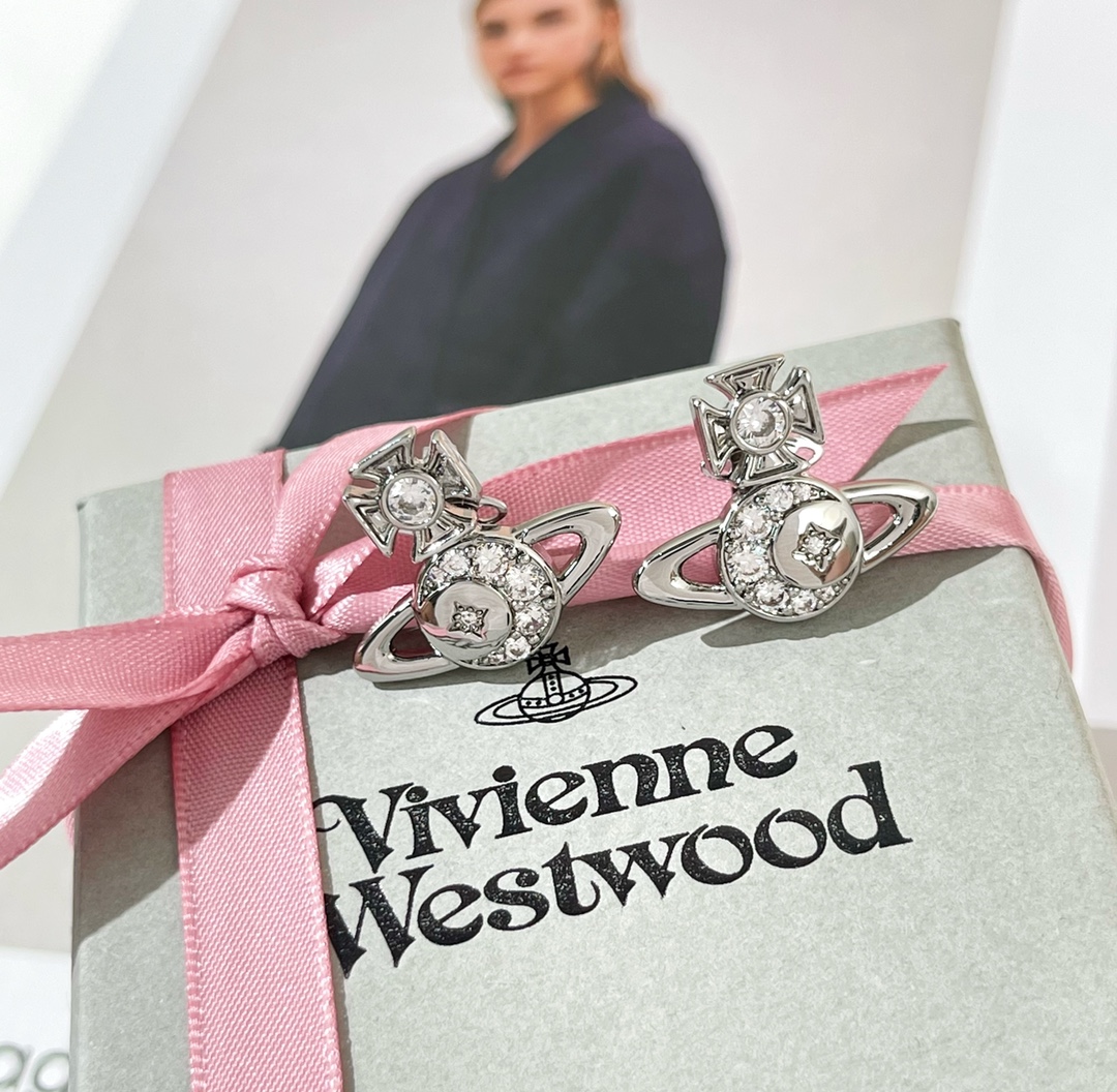 新款☑️ Vivienne Westwood西太后满钻土星耳钉耳环