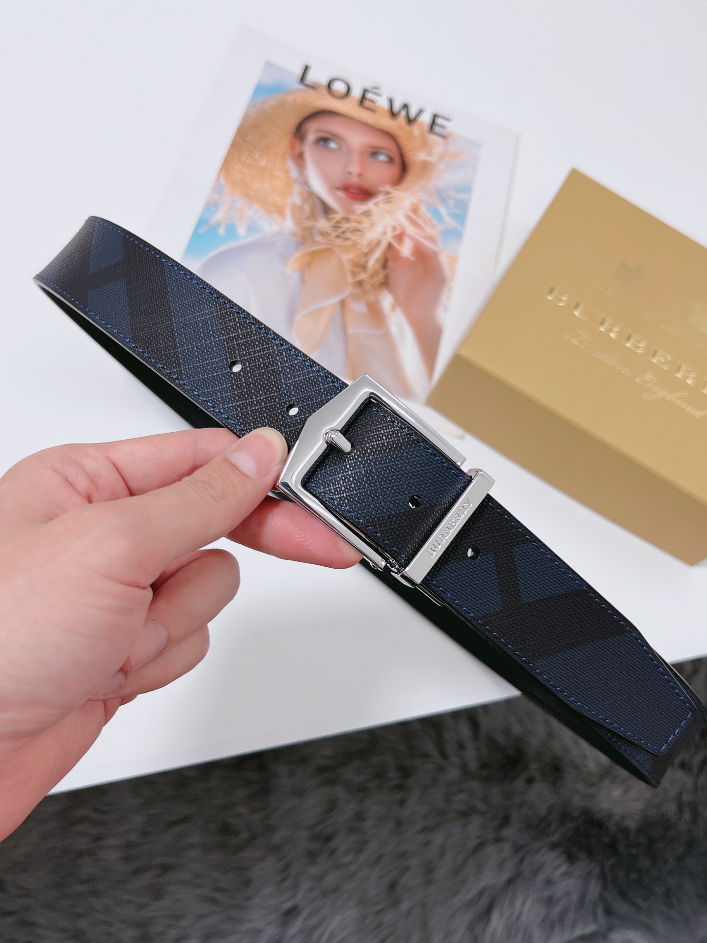 H5  Burberry 巴宝莉 皮带