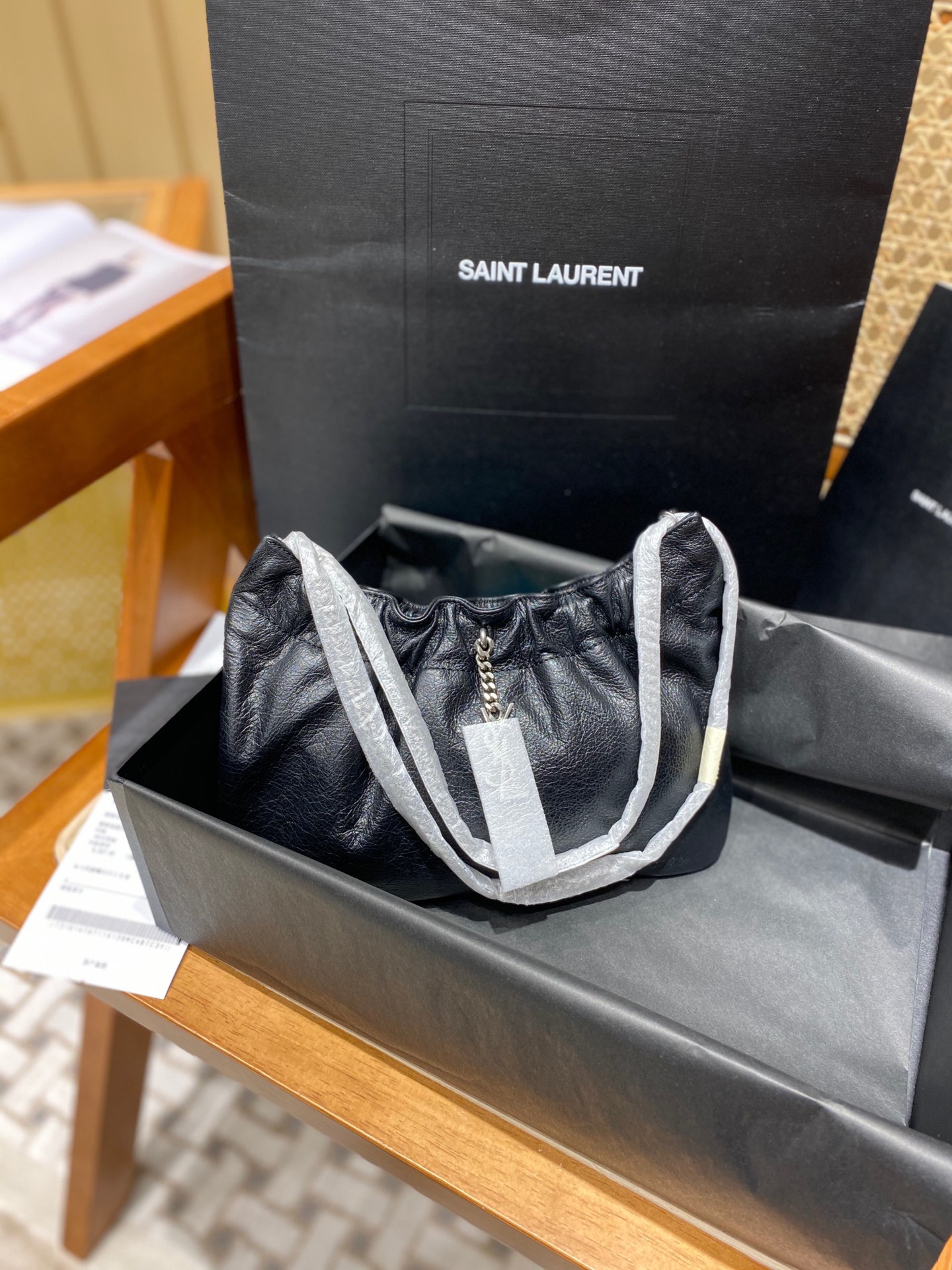 Saint laurent Ysl 专柜新款云朵型腋下链条包 681632黑色银扣