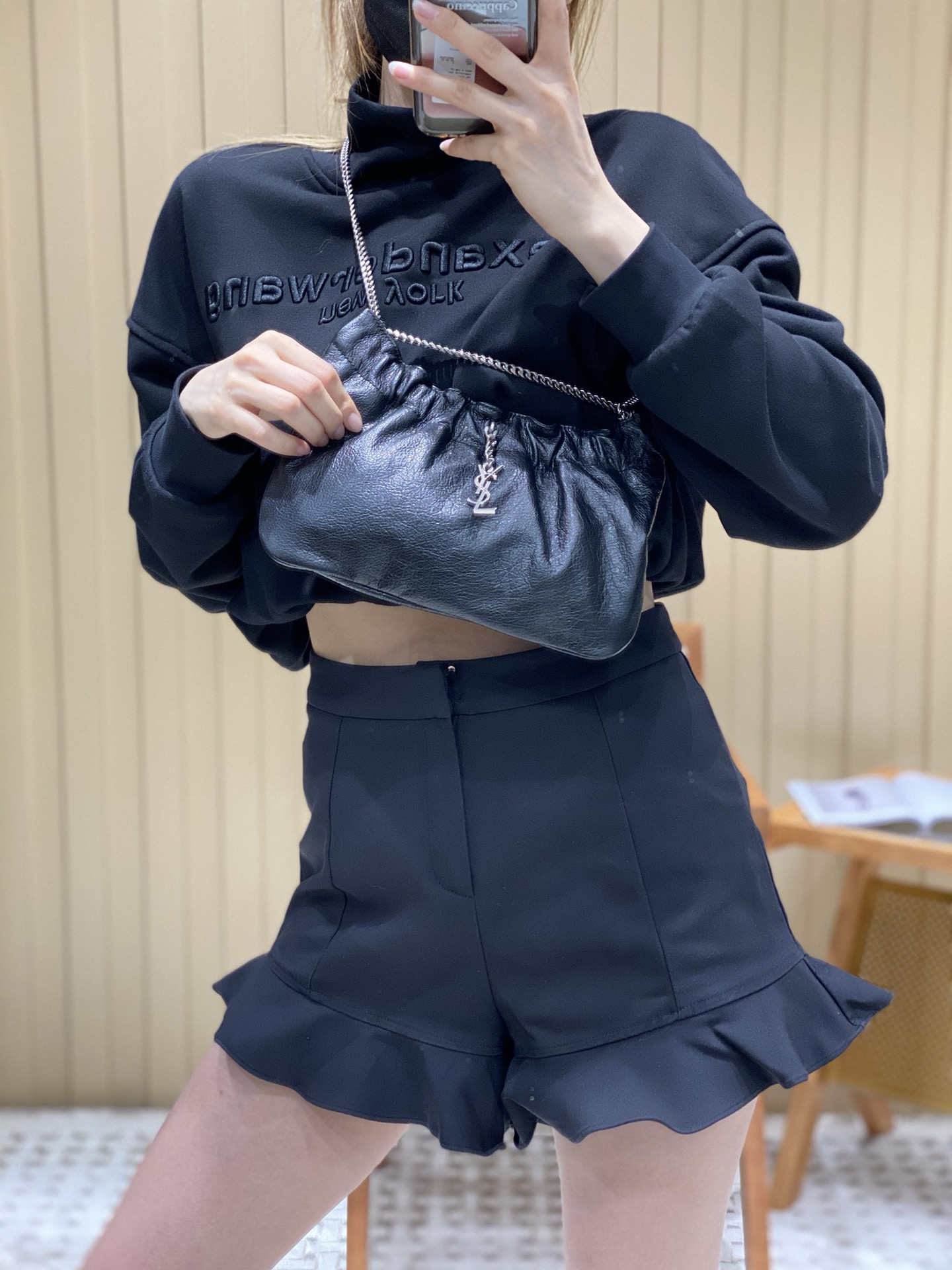 Saint laurent Ysl 专柜新款云朵型腋下链条包 681632黑色银扣