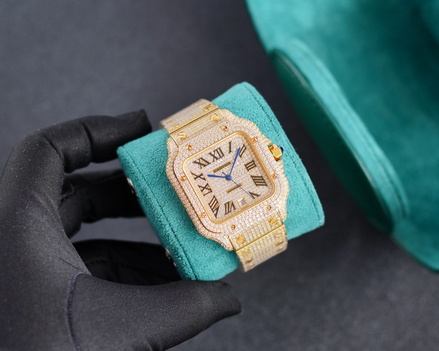 Cartier 卡地亚山度士 满天星震撼来袭 整表研发到成品历时2年 采用最先进的镶嵌工艺