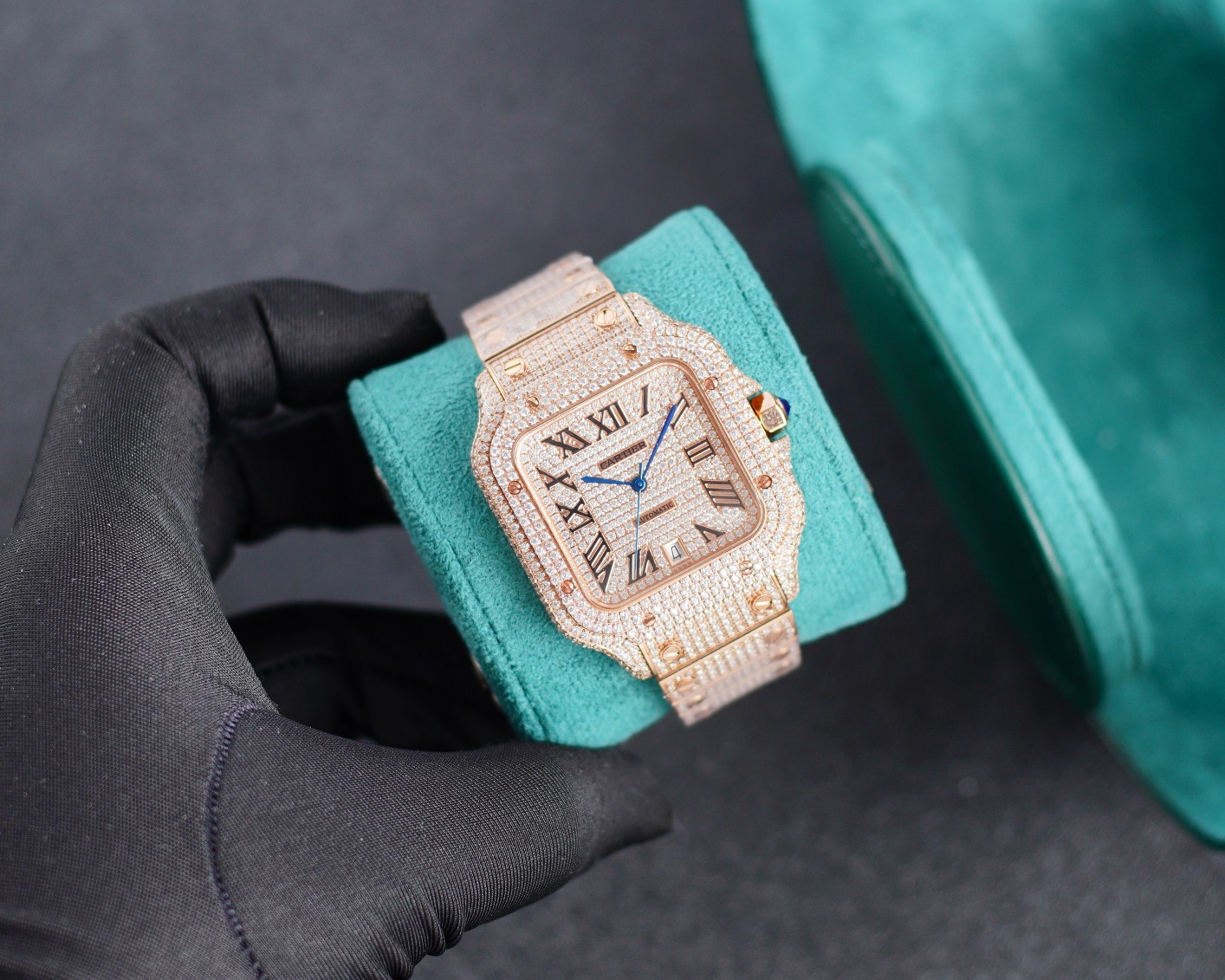 Cartier 卡地亚山度士 满天星震撼来袭 整表研发到成品历时2年 采用最先进的镶嵌工艺