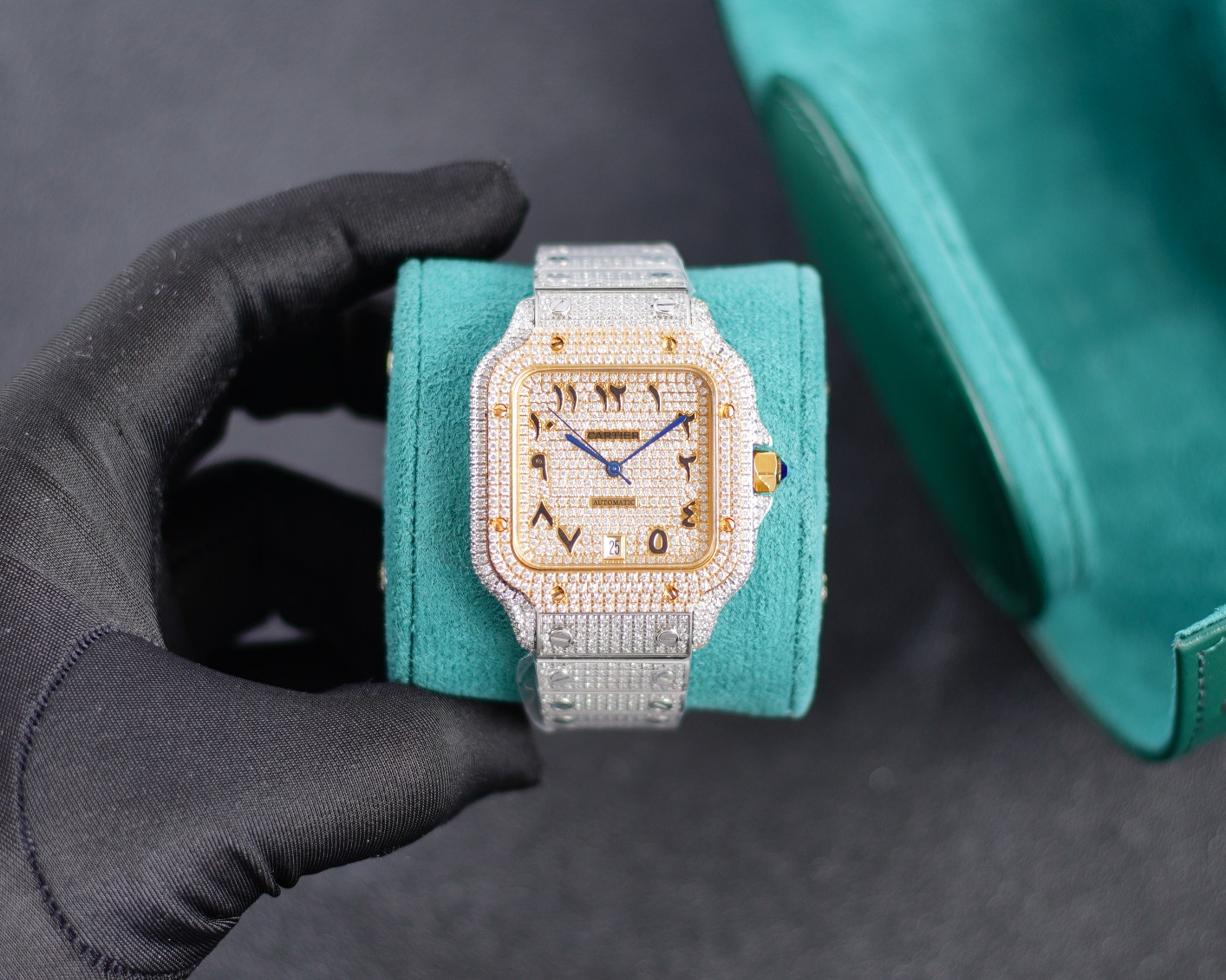 Cartier 卡地亚山度士 满天星震撼来袭 整表研发到成品历时2年 采用最先进的镶嵌工艺