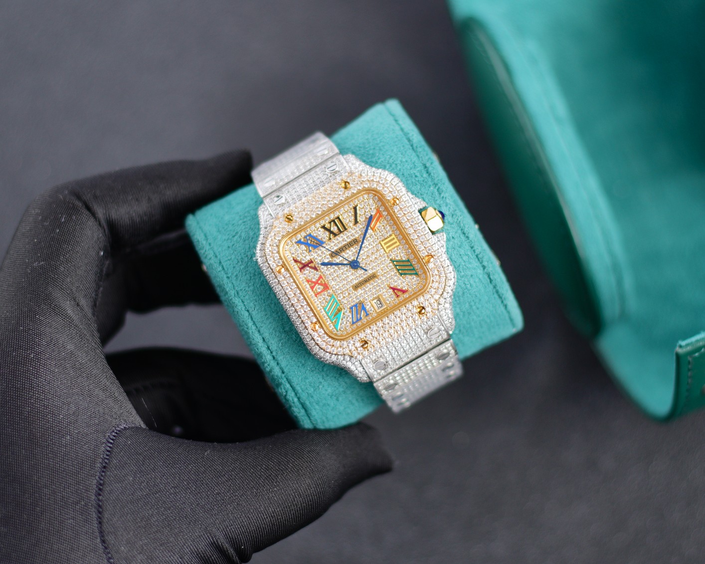 Cartier 卡地亚山度士 满天星震撼来袭 整表研发到成品历时2年 采用最先进的镶嵌工艺
