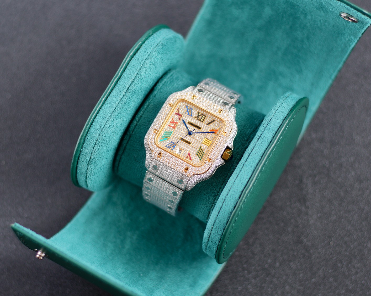 Cartier 卡地亚山度士 满天星震撼来袭 整表研发到成品历时2年 采用最先进的镶嵌工艺