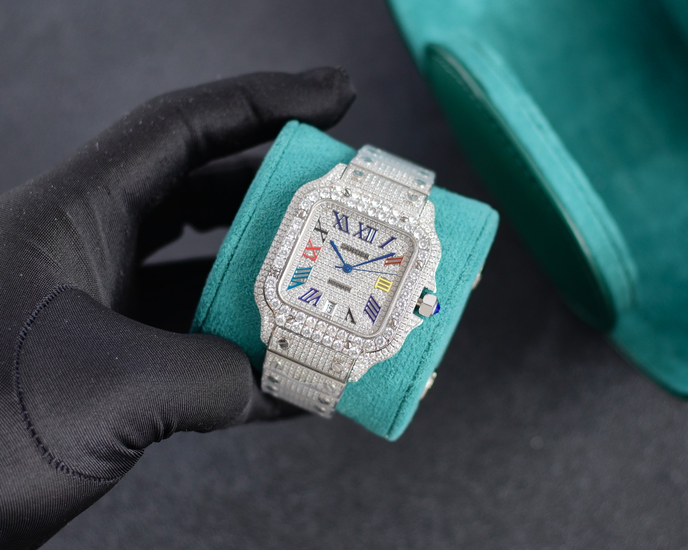 Cartier 卡地亚山度士 满天星震撼来袭 整表研发到成品历时2年 采用最先进的镶嵌工艺