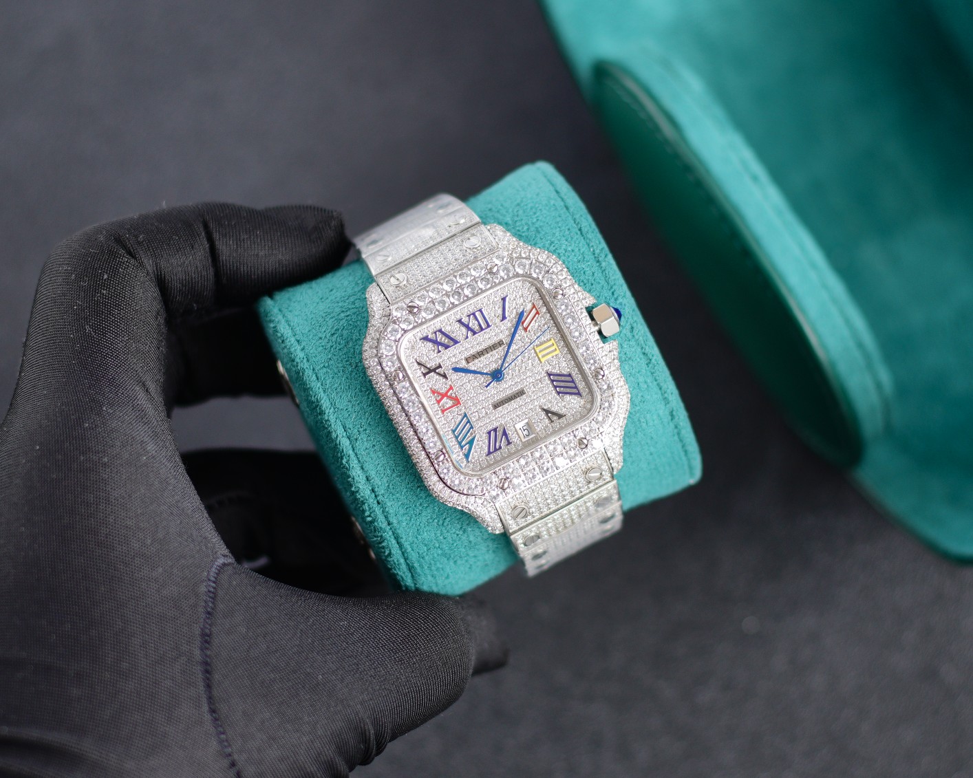 Cartier 卡地亚山度士 满天星震撼来袭 整表研发到成品历时2年 采用最先进的镶嵌工艺
