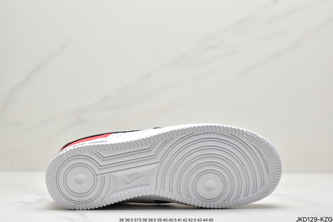 160 耐克Nike Air Force 1 Low 空军一号低帮百搭休闲运动板鞋DO6110-100
