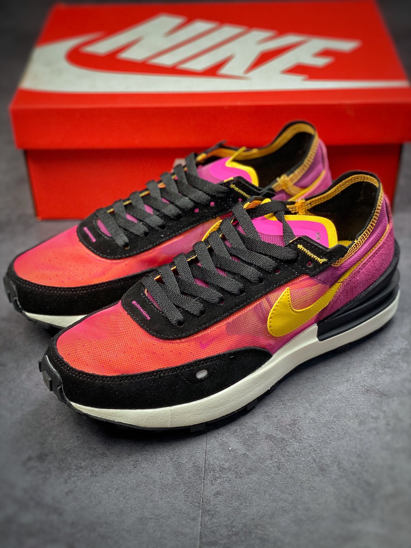 220 Nike Waffle One 复古休闲运动鞋 黑紫金 DA7995-600