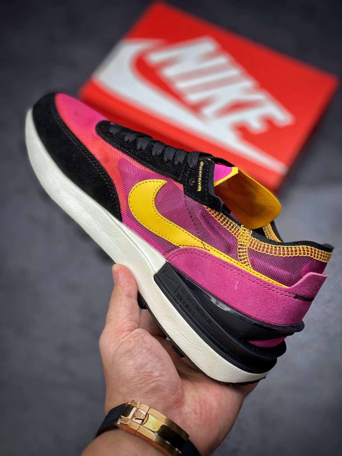 220 Nike Waffle One 复古休闲运动鞋 黑紫金 DA7995-600