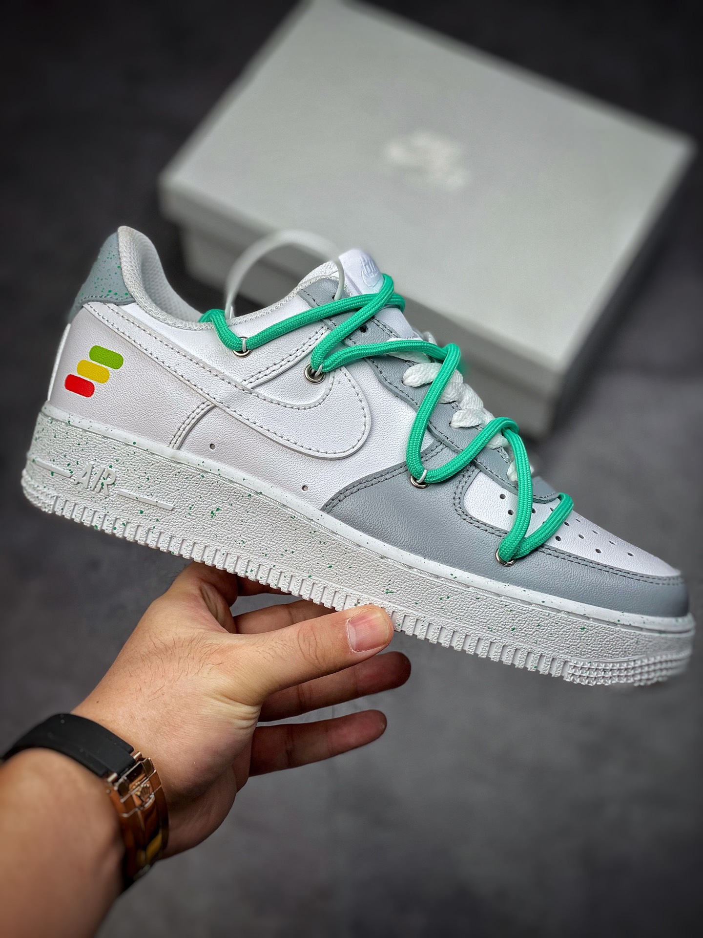 200 Nike Air Force 1 Low 07 灰白绿绑绳 CW2288-111