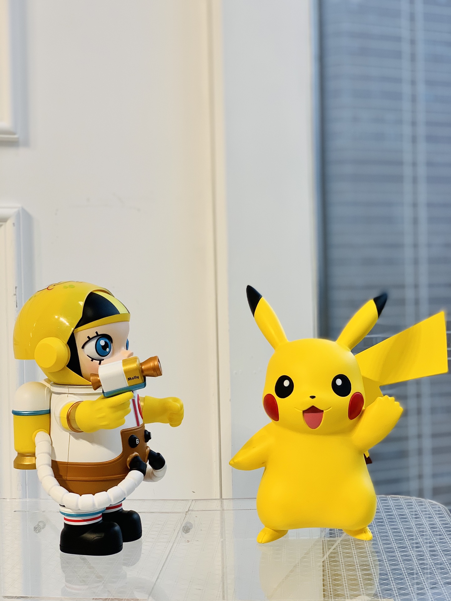 Charming designer toy figurines that serve as distinctive accent pieces - Comprehensive 2