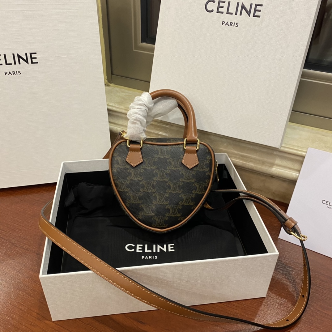 Celine Clutches & Pouch Bags Printing Triomphe