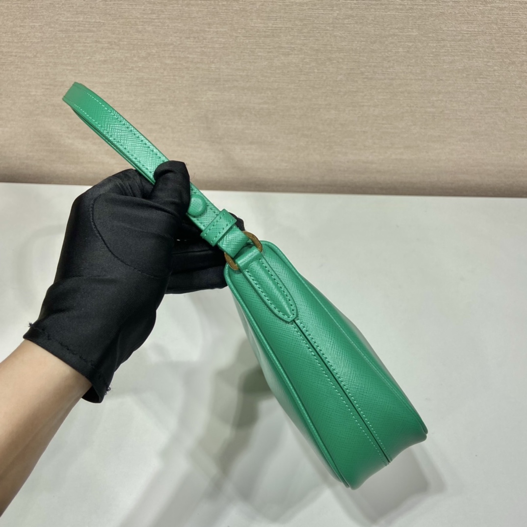 PRADA普拉达进口十字纹牛皮Hobo手拎/腋下包/斜挎包1BC204B