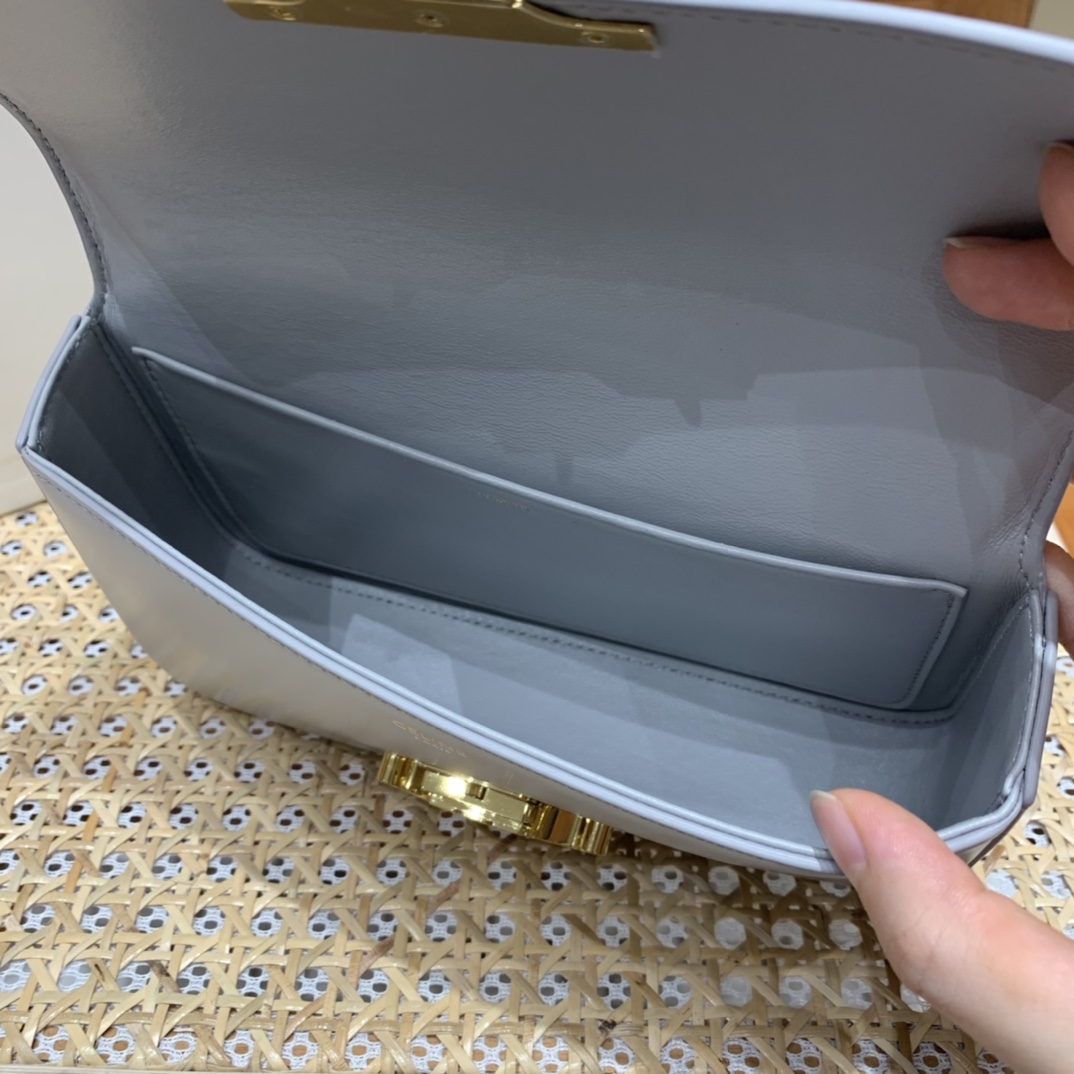 CELINE CHAIN SHOULDER 20.5CM BAG 197993灰色/金扣