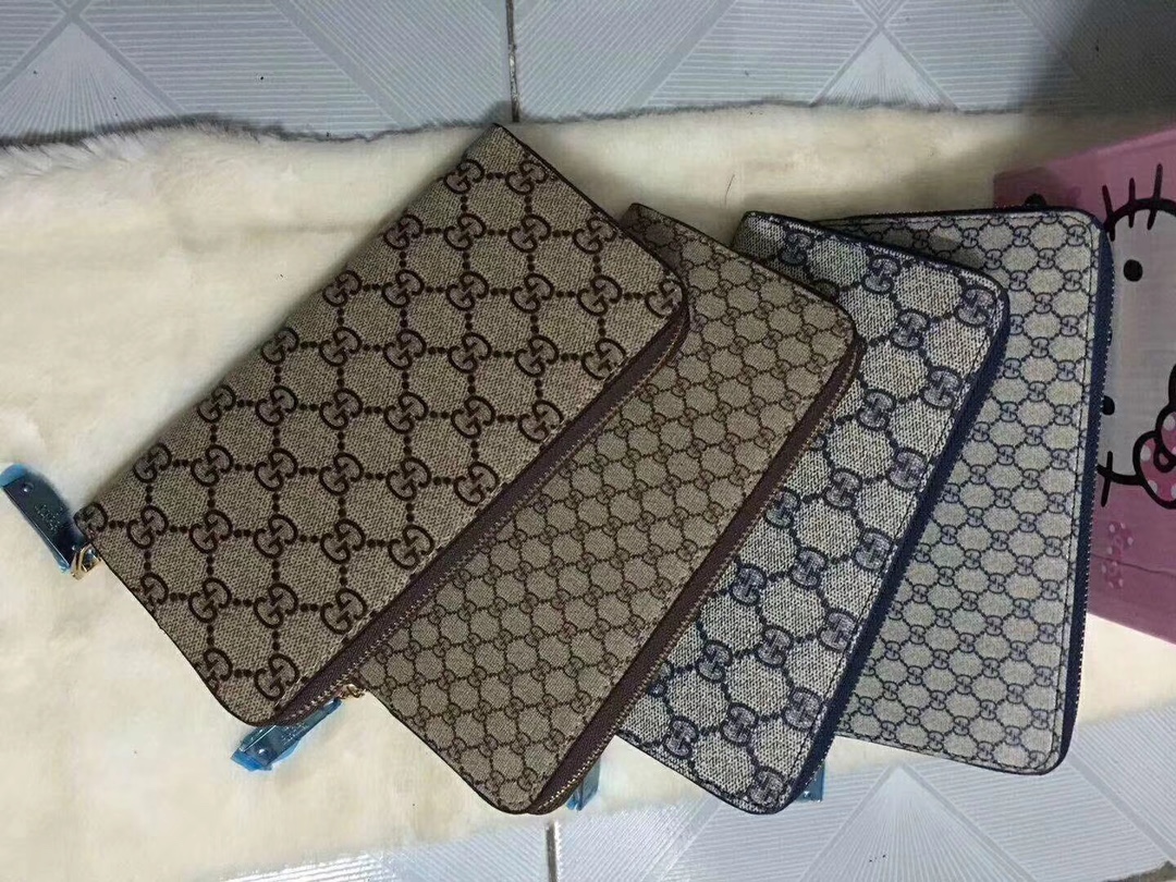 Front view of a Double G leather wallet