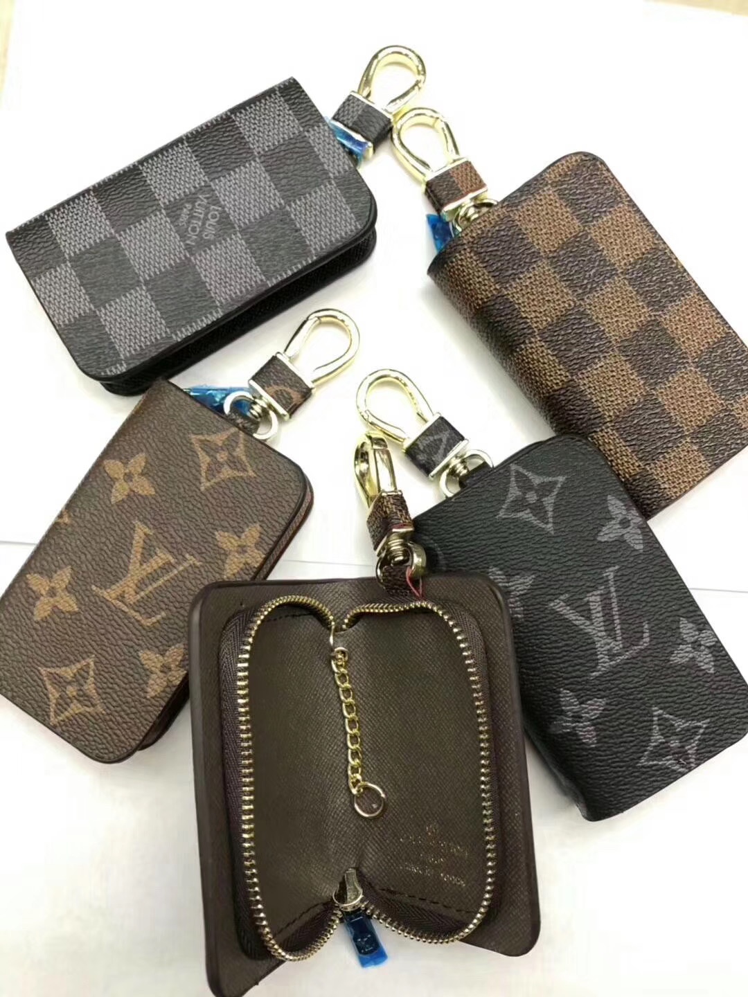 Leather car key holder, key insertion