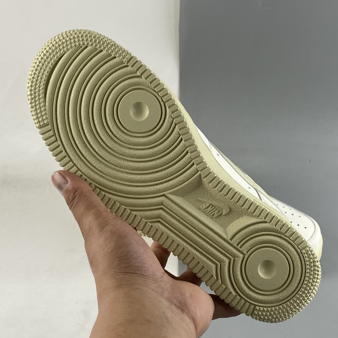 P180 Nike Air Force 1’07 Low 空军一号低帮休闲板鞋 DD8959-100