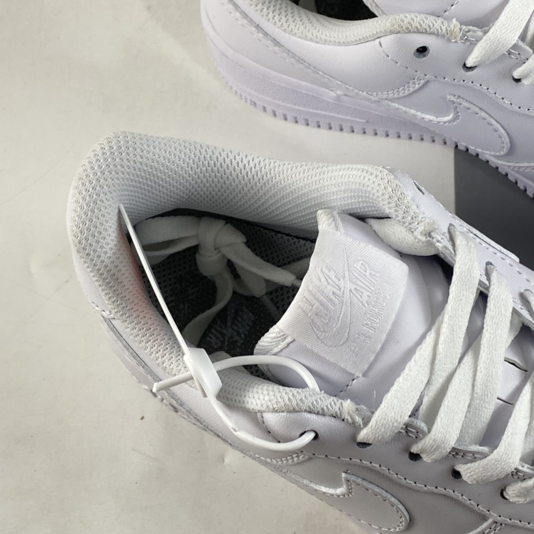 P220 Nike Air Force 1’07 Low 空军一号低帮休闲板鞋 DD8959-100