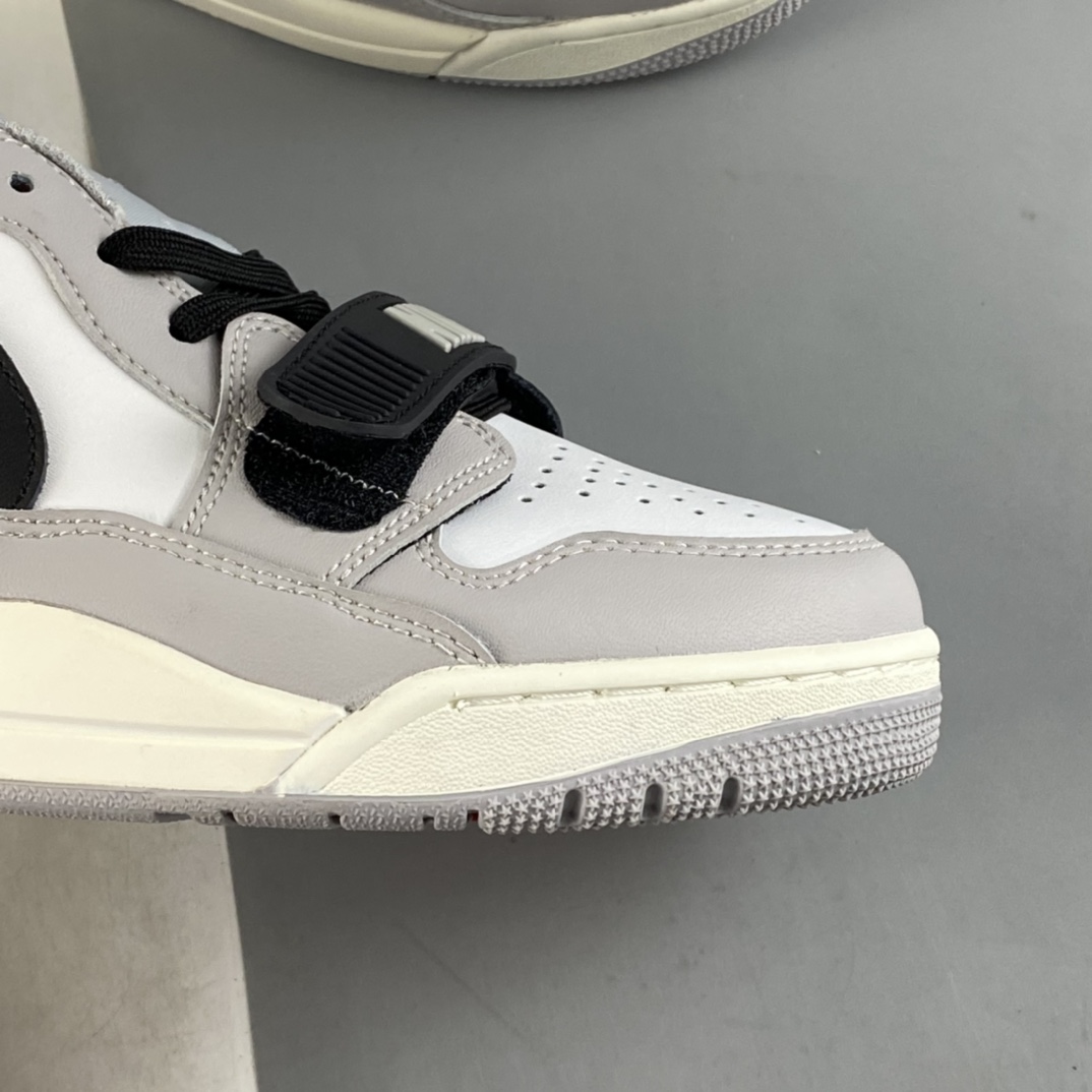 P240 Air Jordan Legacy AJ312 低帮复古魔术贴三合一板鞋 CD7069-105