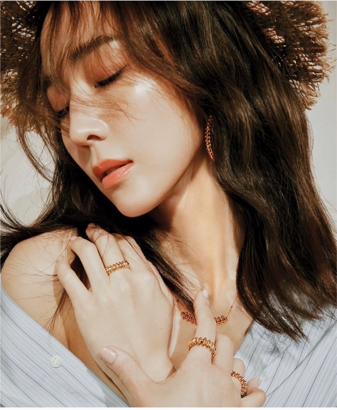 [Cartier Jewelry]A brand new Cartier iconic jewelry masterpiece presenting a d