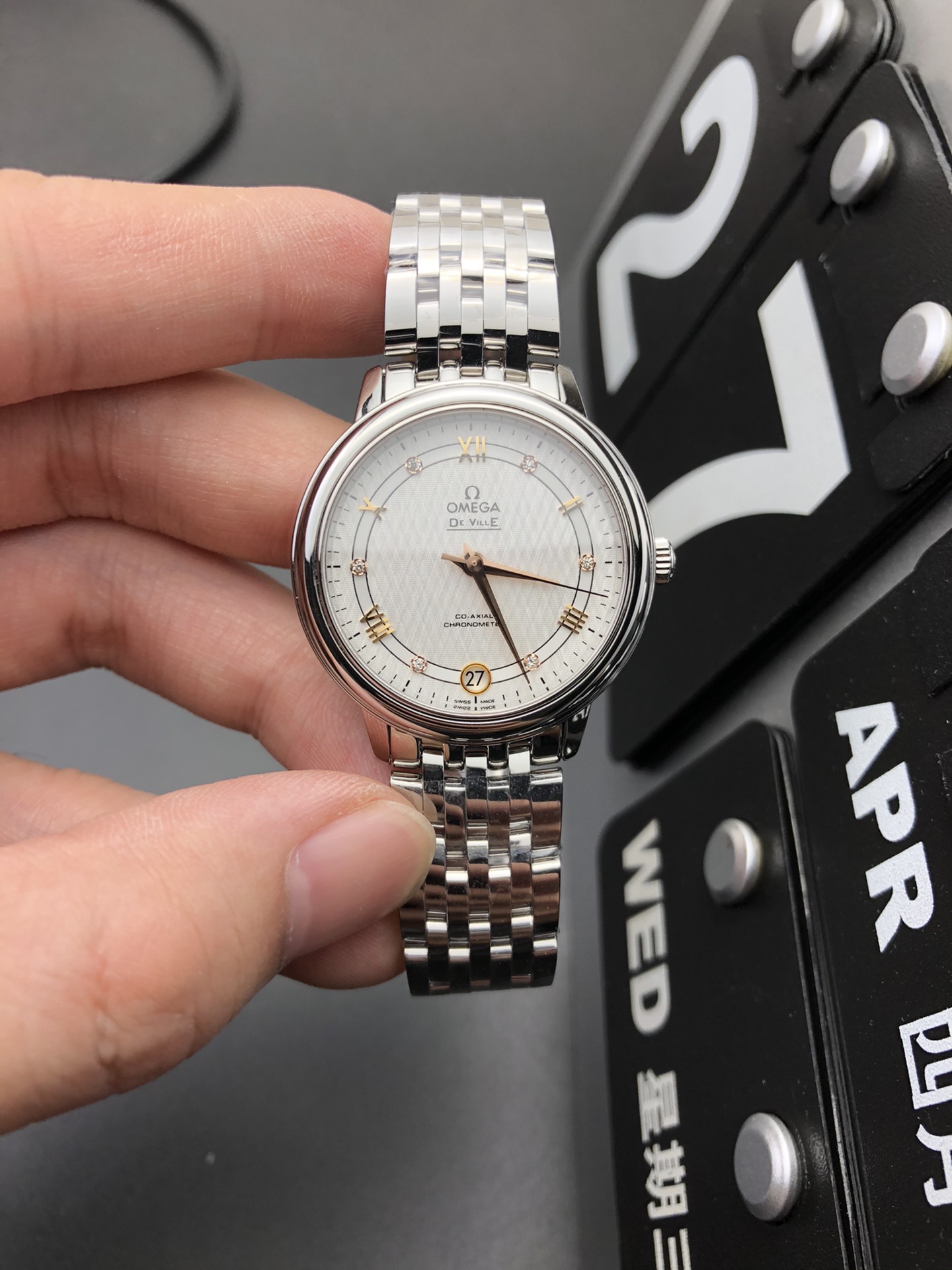 Omega MKS 女蝶飞