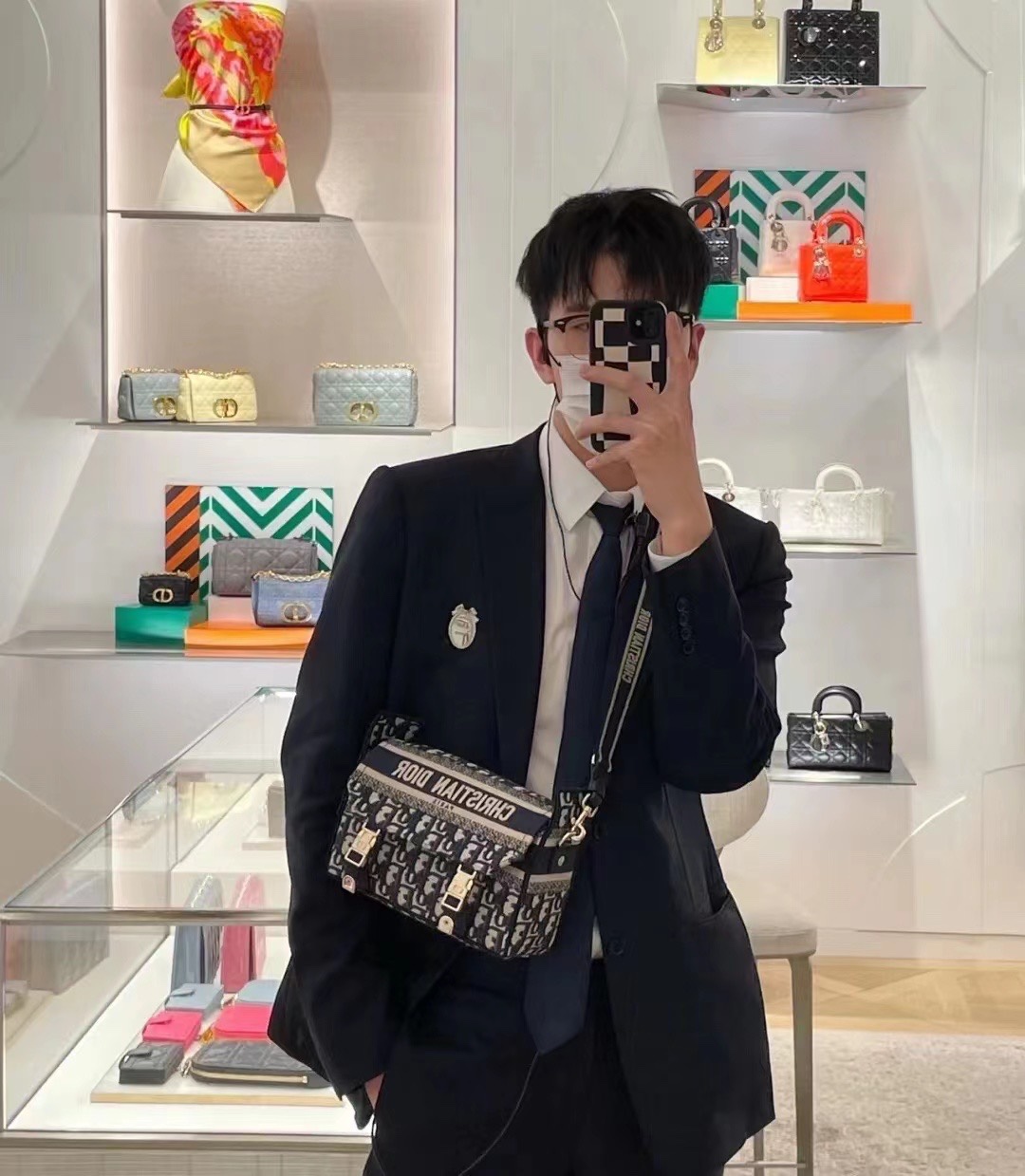 NO:213470,Upper body renderings...!  !  ,dior,dior19860909上身效果图...！！,迪奥,dior,Bag