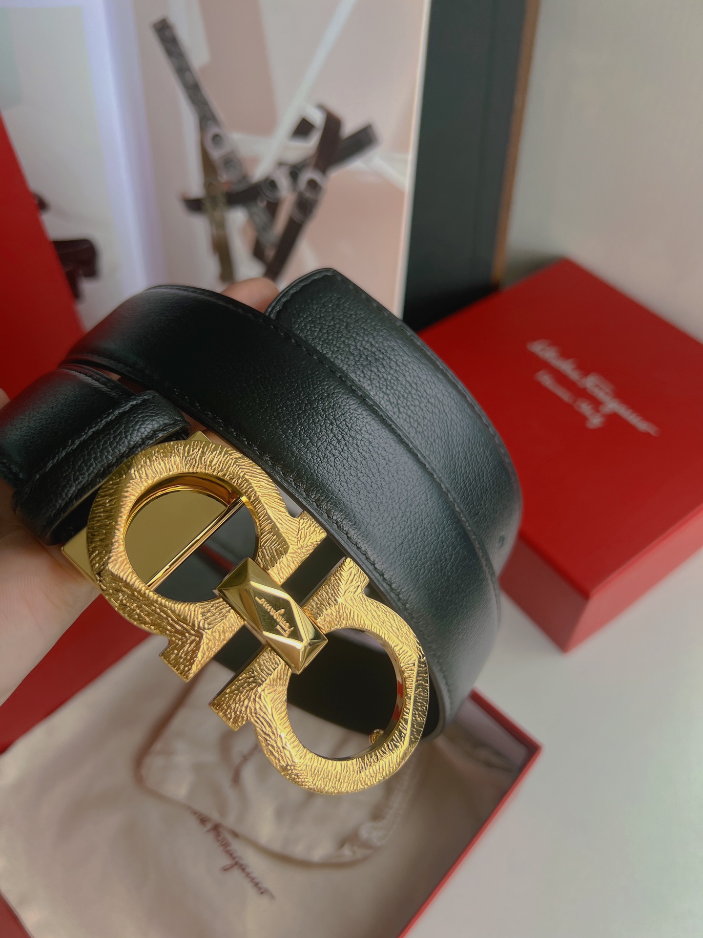 Ferragamo菲拉格慕   精选上乘材质男士商务3.5cm腰带