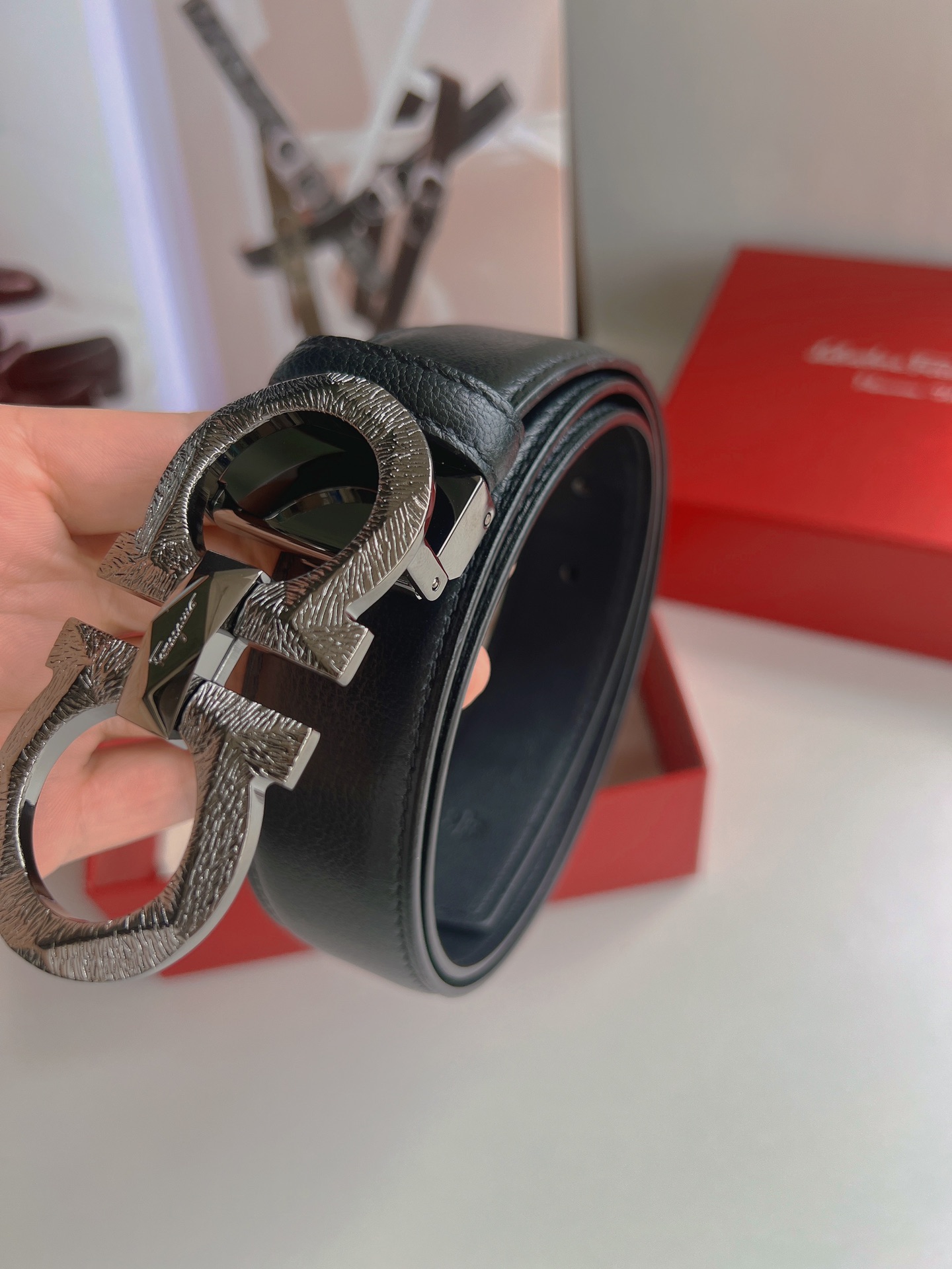 Ferragamo菲拉格慕   精选上乘材质男士商务3.5cm腰带