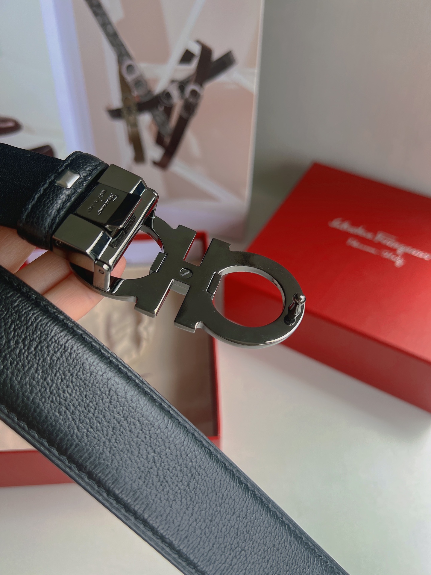 Ferragamo菲拉格慕   精选上乘材质男士商务3.5cm腰带