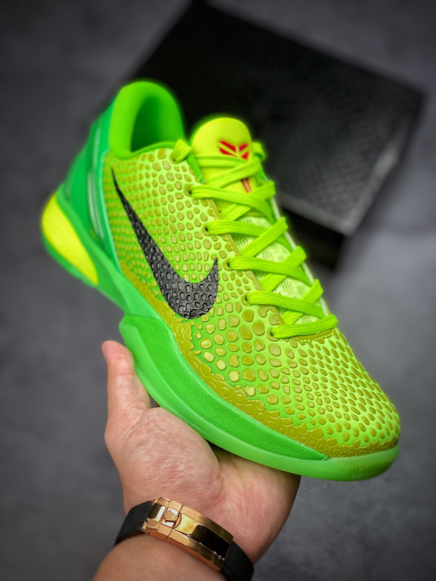 190 Nike Kobe VI ”Grinch 圣诞节” 科比6代 青蜂侠 CW2190-300
