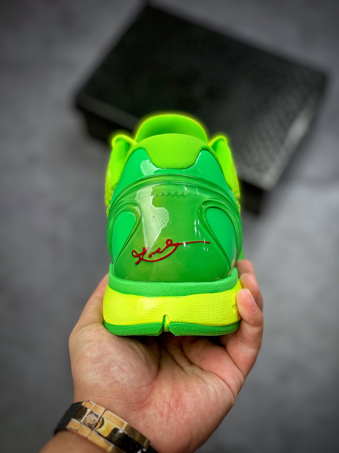 190 Nike Kobe VI ”Grinch 圣诞节” 科比6代 青蜂侠 CW2190-300