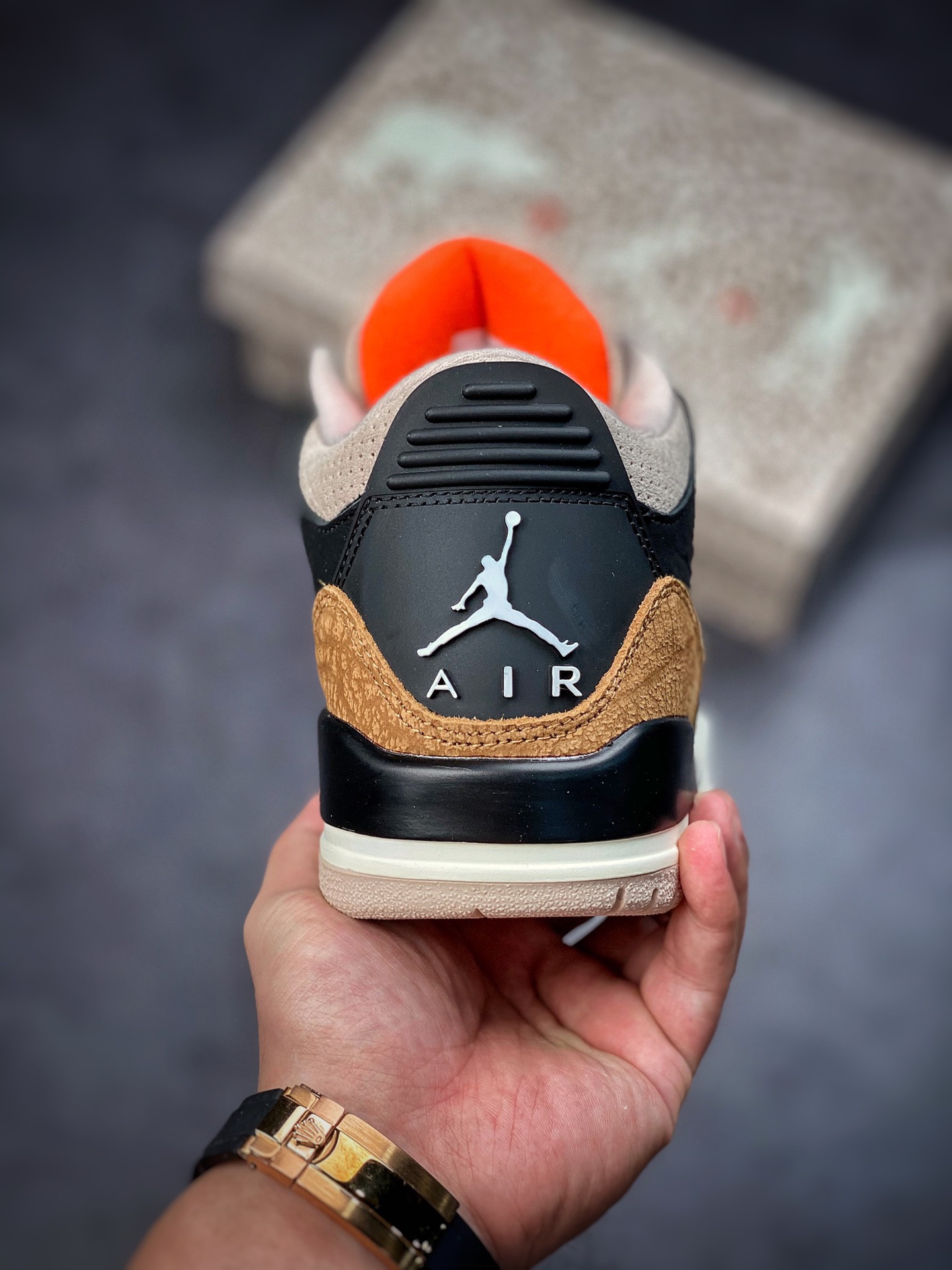 360 Air Jordan 3 ”Desert Cement” 黑水泥象皮爆裂纹 CT8532-008