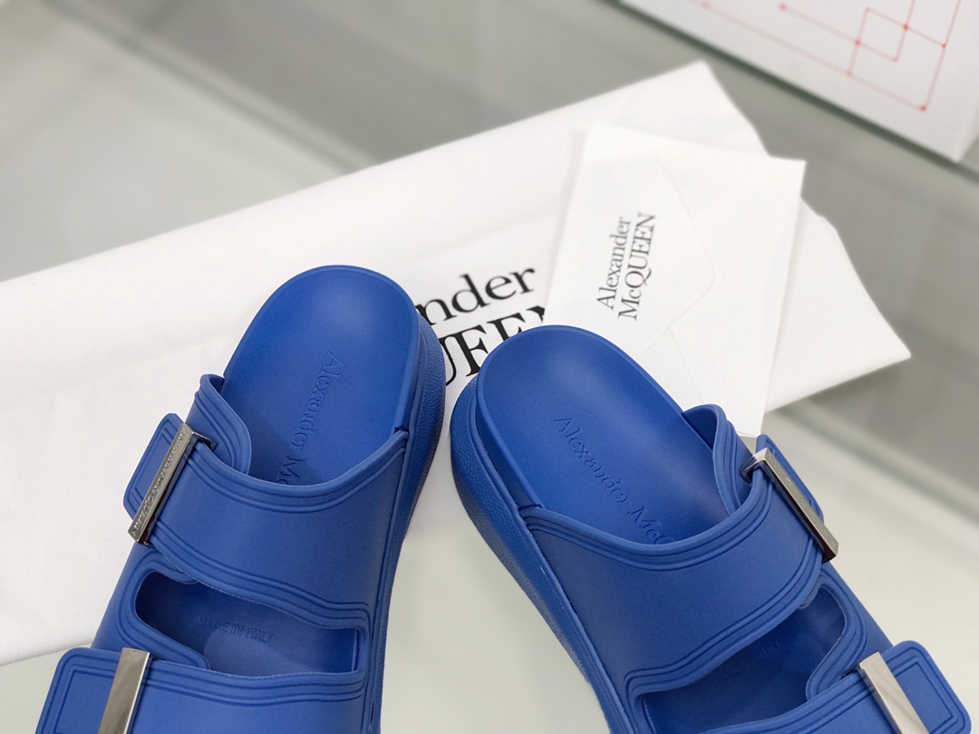 McQun/Alexander McQueen Candy-Coloured Slippers 1:1 High-End Reset – Size 35-40 - 图片 5