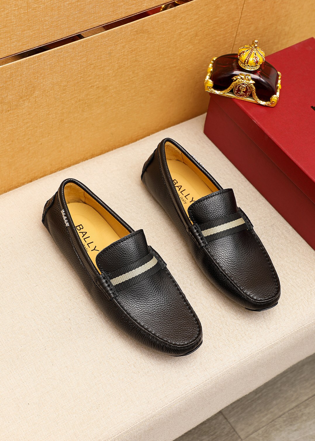 I5  BALLY 巴利 豆豆鞋正码