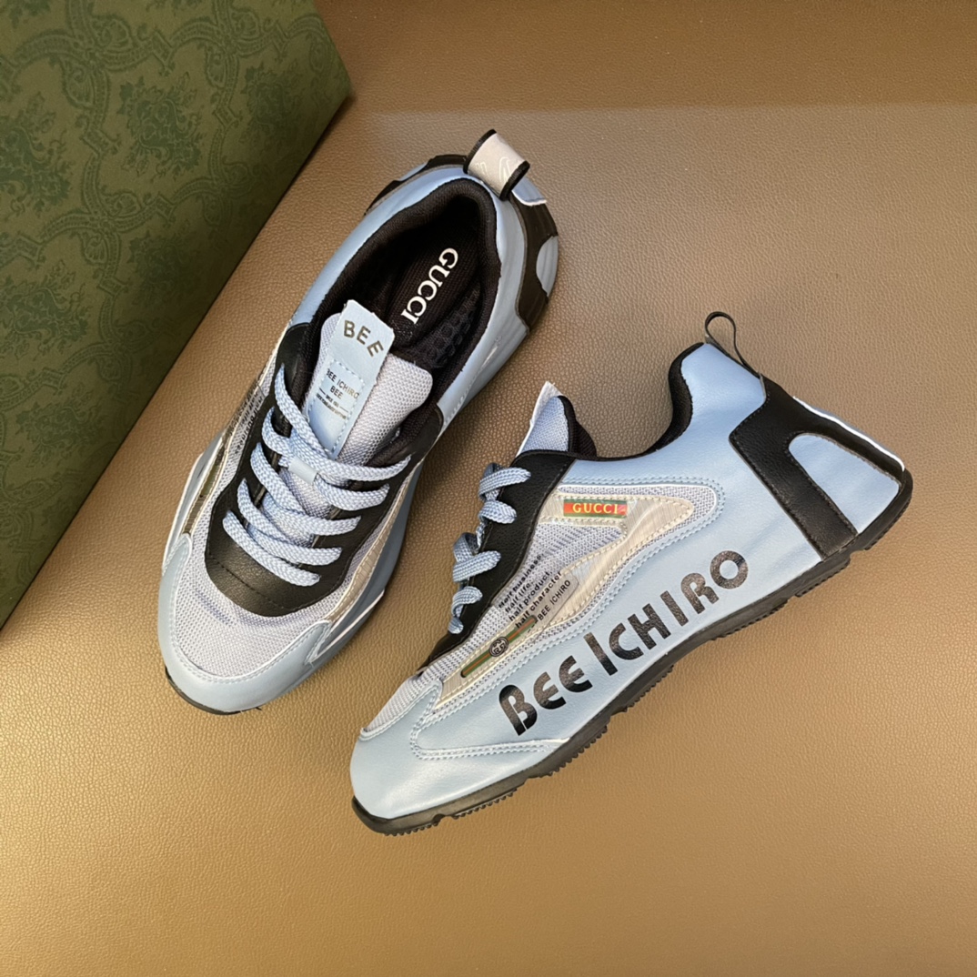 I5       最高品质范思哲VERSACE～独领风骚2022经典低帮懒人款，原版瓦莎琪运动鞋面更是精心打造😍 材料：🐂进口头层小牛皮，羊皮内里🐑 欧美大师独特版面设计 完美打造专柜品质，懒人松紧带套脚设计 耐磨仿滑原版大底 运动跑步风设计 上脚独特的美，青年乐福款 休闲运动板鞋💓超级舒服。特供红底范思哲原版鞋面复刻 英伦范儿 适合司机驾车外出🚗 绝对的焦点 高端 优雅.男装男鞋