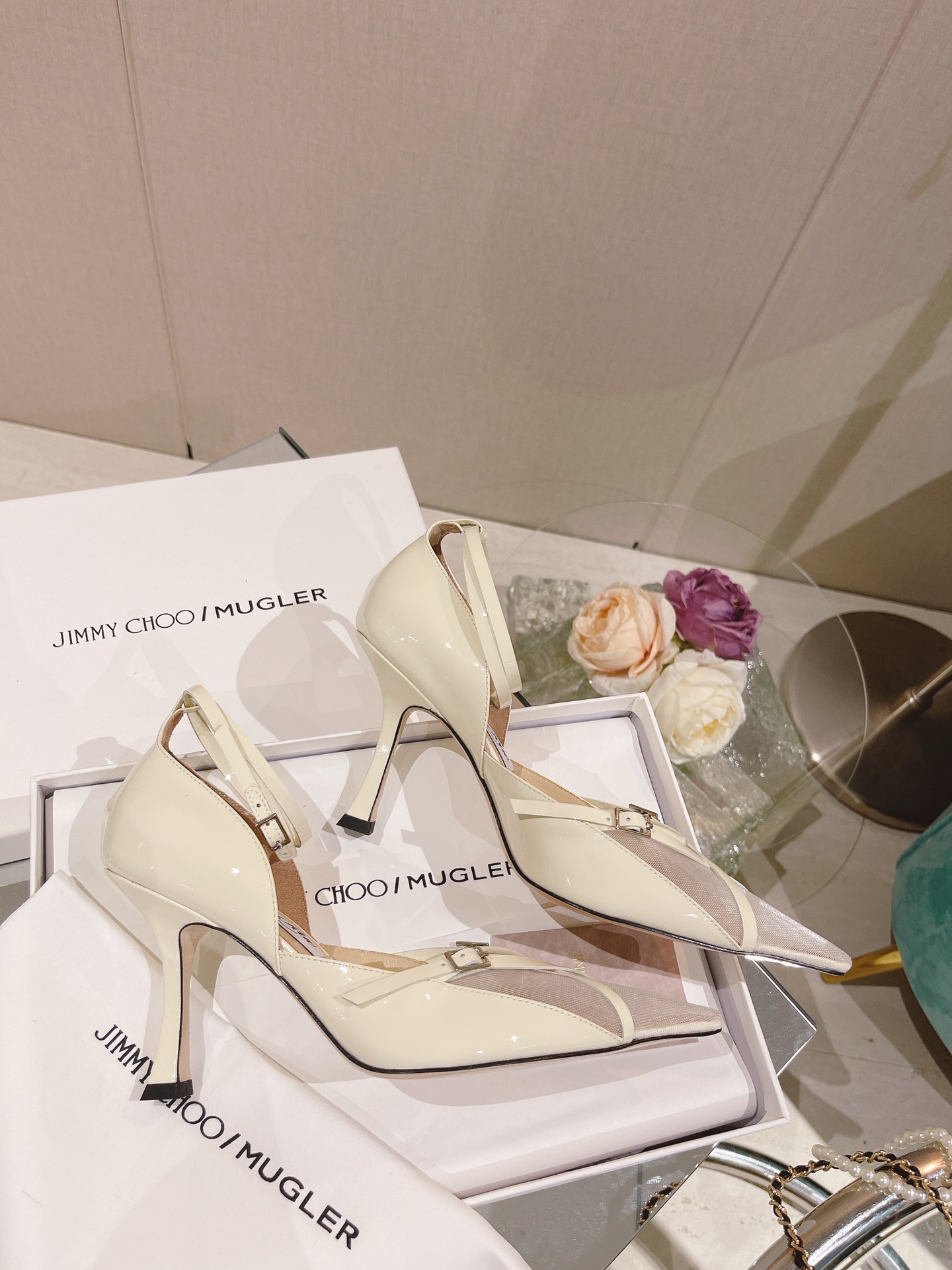 JIMMYCHOO/MUGLER合作